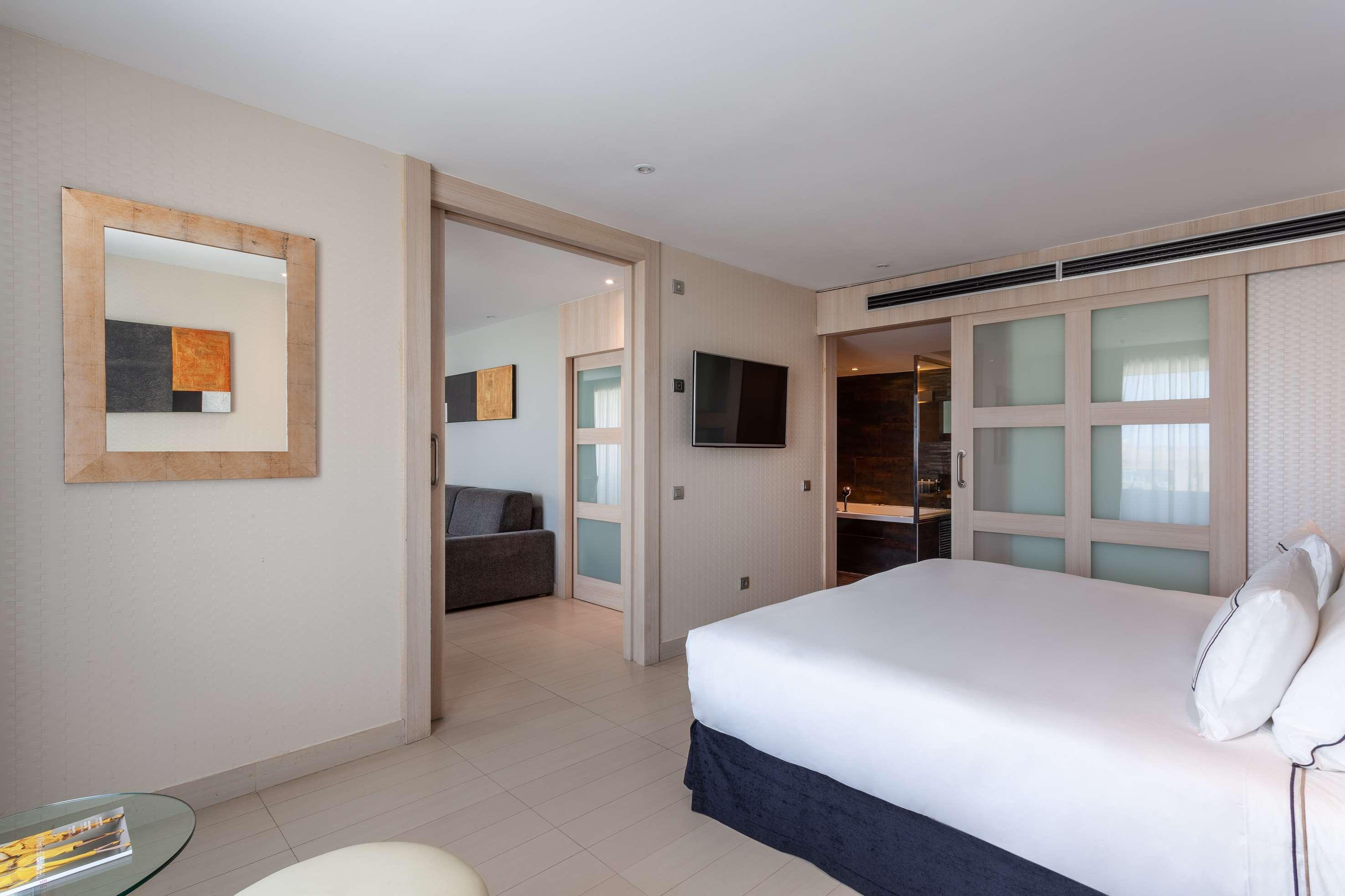 The Level At Melia Sevilla Dış mekan fotoğraf